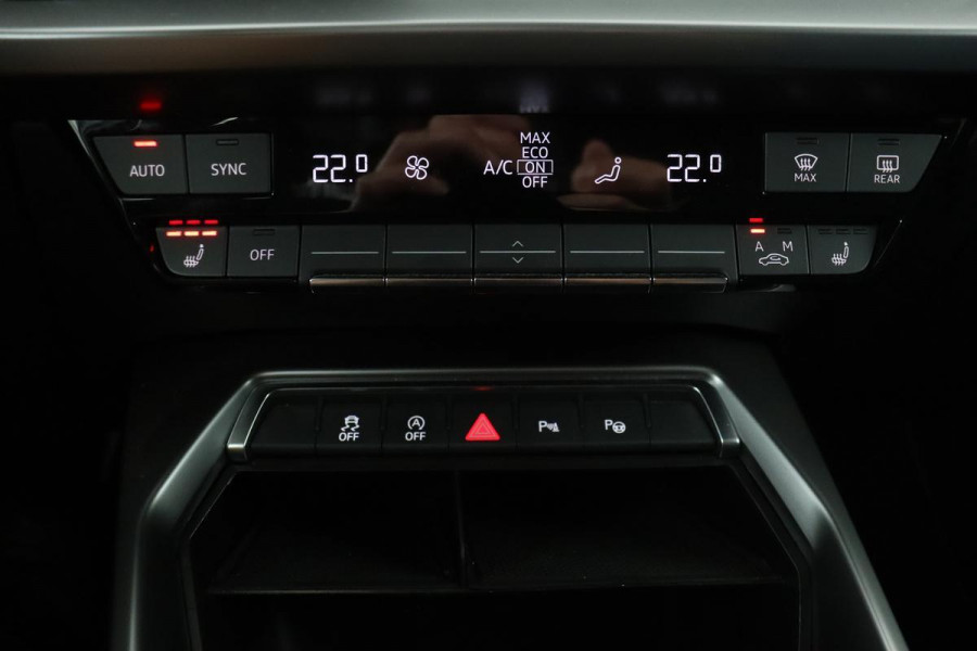 Audi A3 30 TFSI Business Edition | Bang & Olufsen | Stoelverwarming | Park Assist | Keyless | Carplay | Full LED | Virtual Cockpit