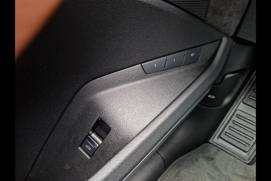 Audi e-tron 55 quattro advanced 95 kWh Automaat | Bang & Olufsen | Leder | Luchtvering | Stoelverwarming | Ambianceverlichting | Camera |