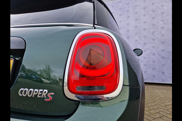 MINI Mini 2.0 Cooper S Serious Business Automaat | Leder | Navi | Clima | PDC | Cruise | Key-Less |