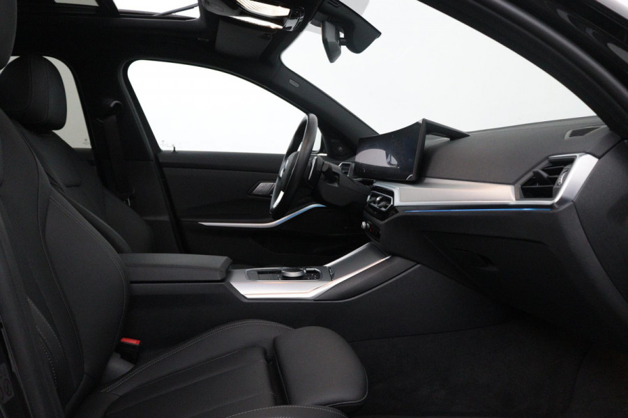 BMW 3 Serie Touring 320i High Executive FACE-LIFT(Dealer OndH, Wide screen, Panorama,Navi Prof, Camera, Cruise Con, StoelV, Etc)