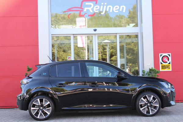 Peugeot e-208 EV GT PACK 50 kWh 136PK AUTOMAAT | 3 FASE | NAVIGATIE | ACHTERUITRIJ CAMERA | APPLE CARPLAY / ANDROID AUTO | CLIMATE CONTROL | CRUISE CONTROL | LED KOPLAMPEN | KEYLESS START | DODEHOEK DETECTIE |