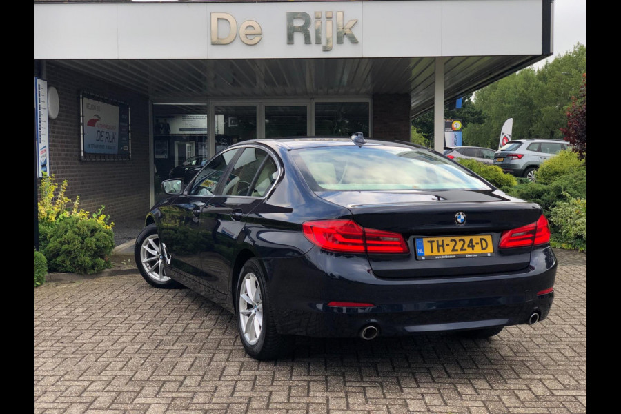 BMW 5 Serie 520i Corporate Lease High Executive | Navi, Leder, Cruise, Airco, Stoel vrw. | NAP |