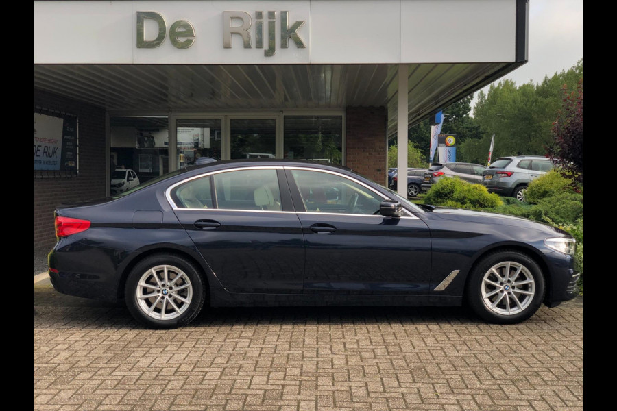 BMW 5 Serie 520i Corporate Lease High Executive | Navi, Leder, Cruise, Airco, Stoel vrw. | NAP |