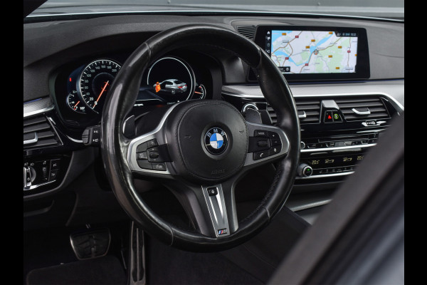 BMW 5 Serie 540i High Executive M-SPORT | HEAD UP | ACHTERUITRIJ CAMERA | STOEL- EN STUUR VERWARMING | HARMAN / KARDON AUDIO