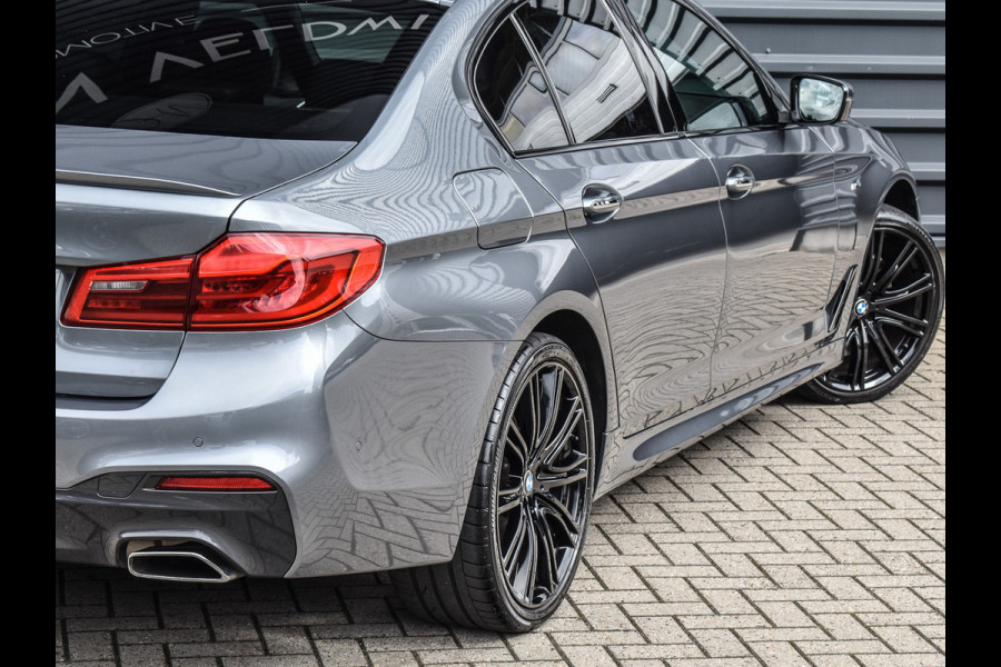 BMW 5 Serie 540i High Executive M-SPORT | HEAD UP | ACHTERUITRIJ CAMERA | STOEL- EN STUUR VERWARMING | HARMAN / KARDON AUDIO