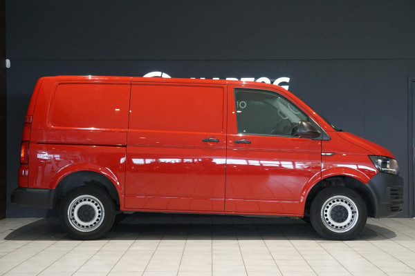 Volkswagen Transporter 2.0 TDI L1H1 Comfortline EURO 6 + TREKHAAK / BT KOPPELING / PDC /