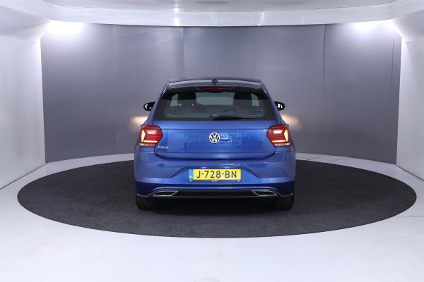 Volkswagen Polo 1.0 TSI Highline R-Line 95 pk | Navigatie | Parkeersensoren | Achteruitrijcamera | Adaptieve cruise control |