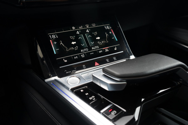 Audi e-tron 55 Quattro / Incl. BTW/ 2x S-line/ Standkachel/ Luchtvering/ Adaptive Cruise Control/ Panoramadak/ 300kW (408PK)