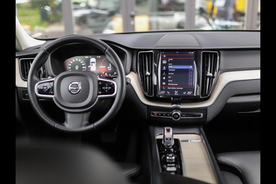 Volvo XC60 2.0 T8 Twin Engine AWD Inscription | BTW | Trekhaak | Camera | Leder | Carplay | Stoelverw. | Pano