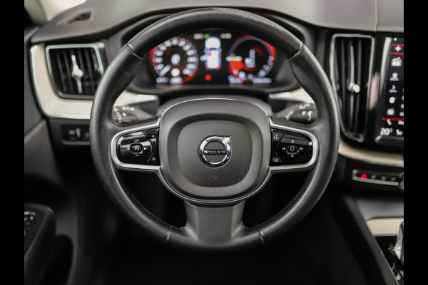 Volvo XC60 2.0 T8 Twin Engine AWD Inscription | BTW | Trekhaak | Camera | Leder | Carplay | Stoelverw. | Pano