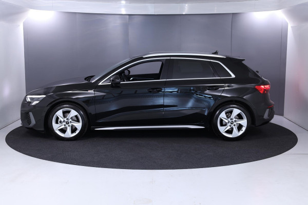 Audi A3 Sportback 30 TFSI S-line edition 110 pk S-tronic | Verlengde garantie | Navigatie | Parkeersensoren (Park assist) | Cruise control | Full-LED koplampen |