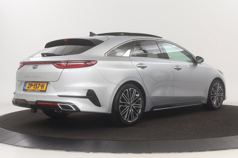 Kia ProCeed 1.4 T-GDI GT-PlusLine | Automaat | Stoel & stuurverwarming | Trekhaak | Adaptive cruise | Carplay | Full LED | Keyless | Camera | Navigatie