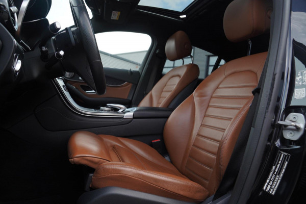 Mercedes-Benz GLC Coupé AMG 43 4MATIC | Schuifdak | Burmester | Elek. verstelbare stoelen | Elek Trekhaak | Luxe leder |
