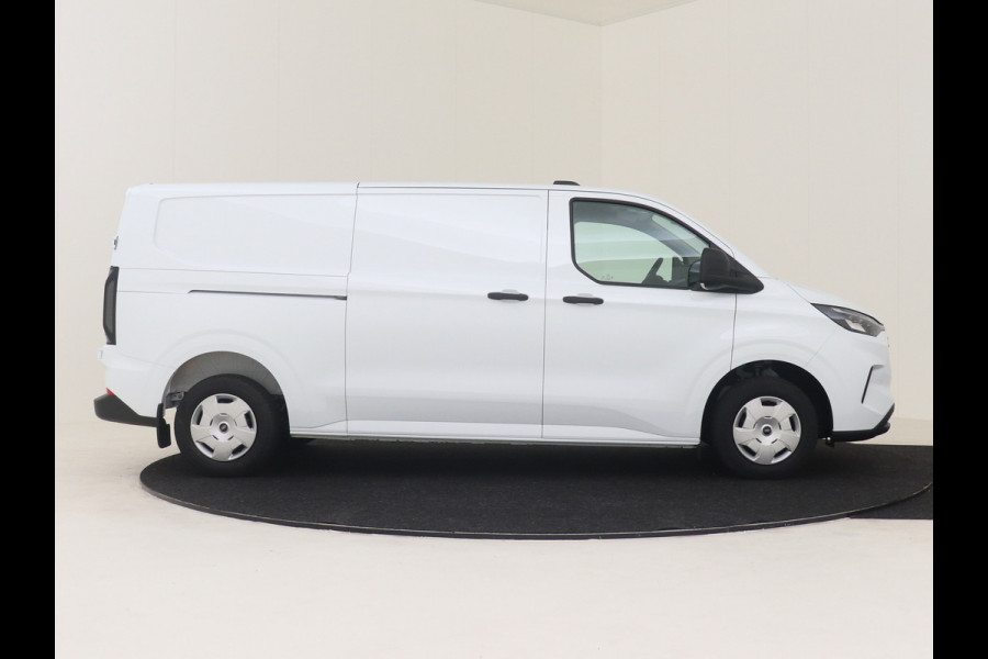 Ford Transit Custom 320L L2H1 Trend 136 PK NIEUW MODEL LED AIRCO CRUISE CONTROL CAMERA NAVIGATIE DMV CARPLAY LANE ASSIST