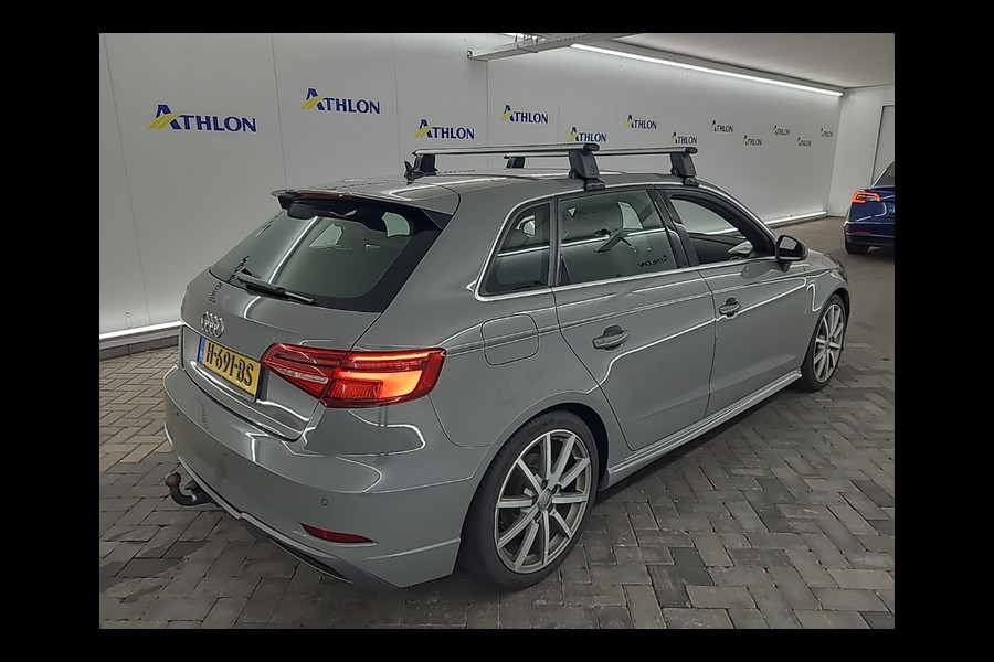 Audi A3 Sportback 35 TFSI CoD Advance Sport [DIGITAL DASHBOARD, CRUISE, BLUETOOTH, NAVIGATIE, SPORTSTOELEN, NIEUWSTAAT]