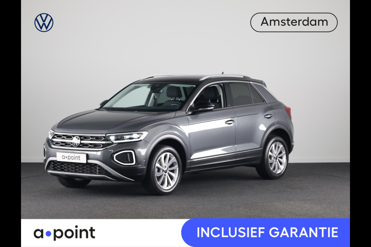 Volkswagen T-Roc 1.5 TSI Style 150 pk Automaat (DSG) | Navigatie | Trekhaak (afneembaar) | Parkeersensoren (Park assist) | Adaptieve cruise control | Stoelverwarming |