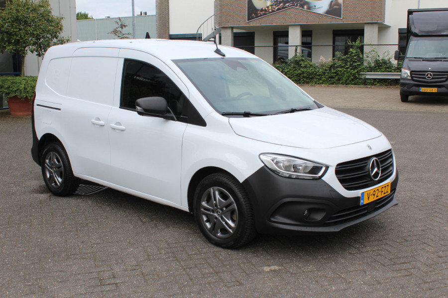 Mercedes-Benz Citan 110 CDI L1 Pro MBUX met smartphone intigratiepakket, Brake assyst, Stoelverwarming