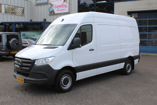 Mercedes-Benz Sprinter 316 CDI L2H2 3500 KG trekhaak, Distronic, MBUX met 360 Graden camera