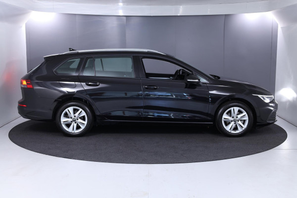 Volkswagen GOLF Variant 1.0 TSI Life 110 pk | Navigatie | Parkeersensoren | Adaptieve cruise control | Autom. airco voor/achter | LED koplampen |