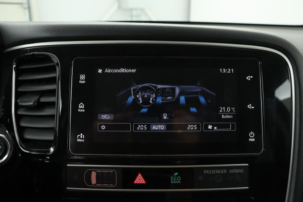 Mitsubishi Outlander 2.4 PHEV Intense | Trekhaak | Stoelverwarming | Carplay | Full LED | Half leder | Camera | Keyless | Cruise control