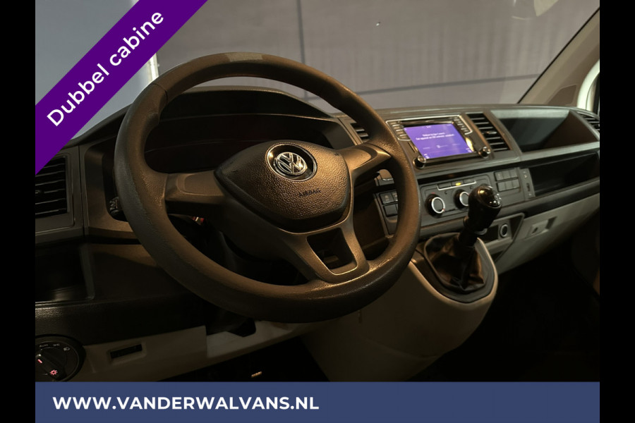 Volkswagen Transporter 2.0 TDI 150pk L2H1 Dubbele cabine Euro6 Airco | Navigatie | 5 Zits | 2500kg Trekhaak Apple Carplay, Android Auto, Cruisecontrol, Parkeersensoren, Sidebars, Verwarmde voorruit