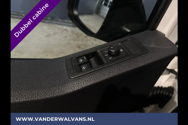 Volkswagen Transporter 2.0 TDI 150pk L2H1 Dubbele cabine Euro6 Airco | Navigatie | 5 Zits | 2500kg Trekhaak Apple Carplay, Android Auto, Cruisecontrol, Parkeersensoren, Sidebars, Verwarmde voorruit