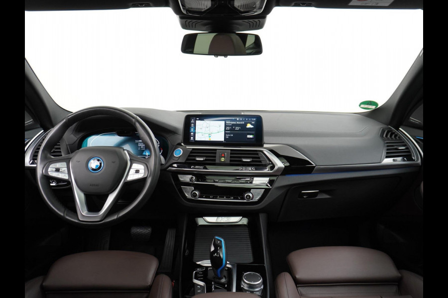 BMW iX3 High Executive 80 kWh ORG. NL. NAP KM. | PANODAK | WEGKL. TREKHAAK | HEAD UP | 360 CAMERA