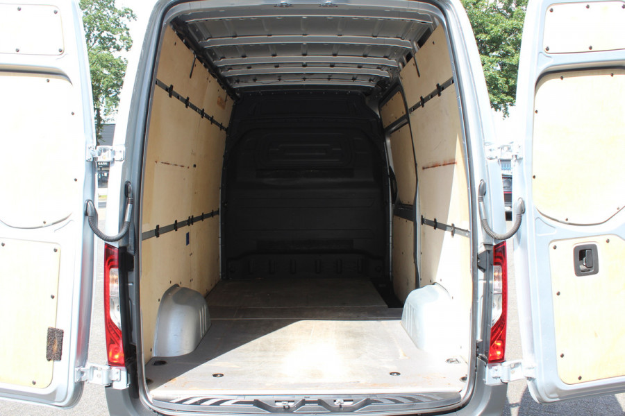 Mercedes-Benz Sprinter 316 CDI L2H2 LED verlichting, MBUX 10.25 met navigatie en camera, Lederen stuur