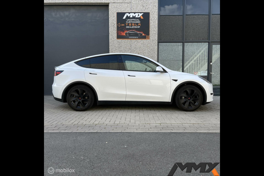 Tesla Model Y Wit 2023 RWD TREKHAAK MMX PACK