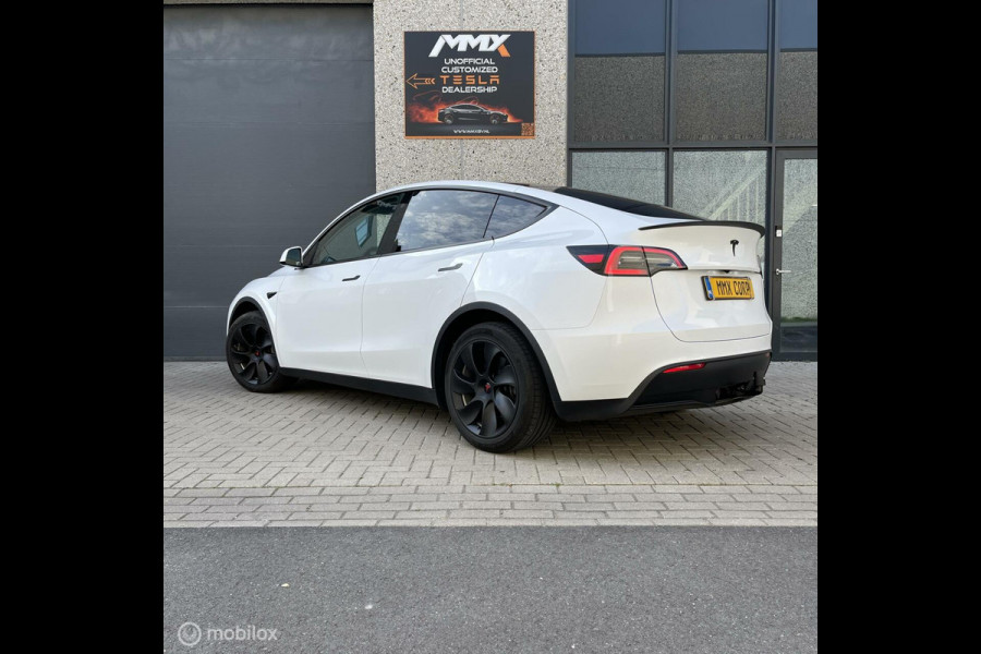 Tesla Model Y Wit 2023 RWD TREKHAAK MMX PACK