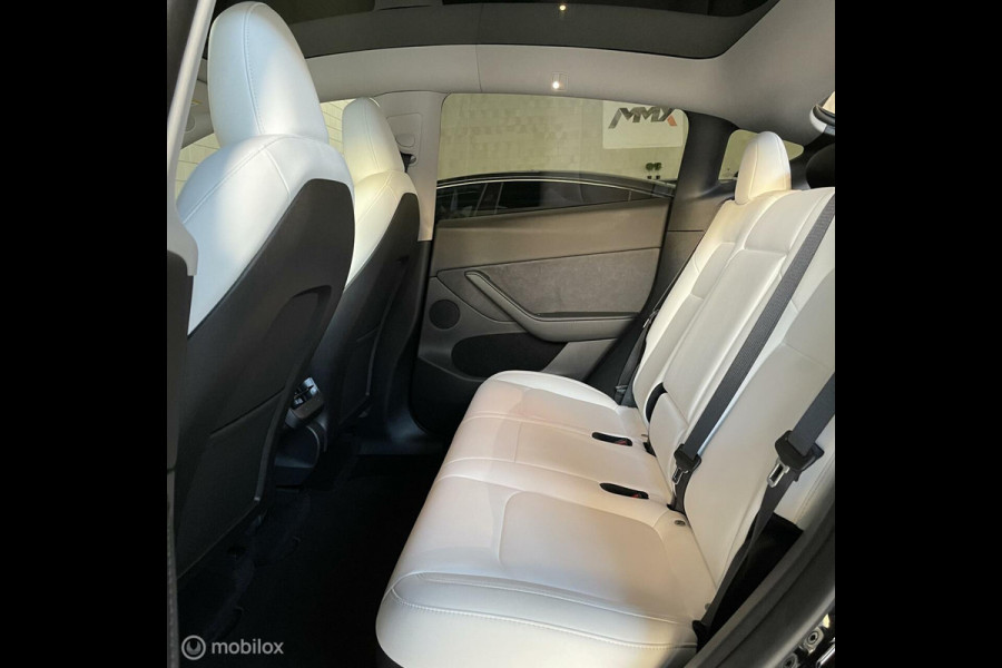 Tesla Model Y RWD MMX PACK WIT INTERIEUR