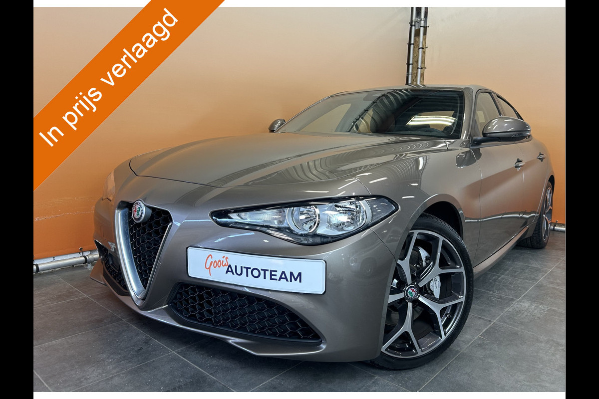 Alfa Romeo Giulia 2.0T 200 pk Super eerste eig topstaat