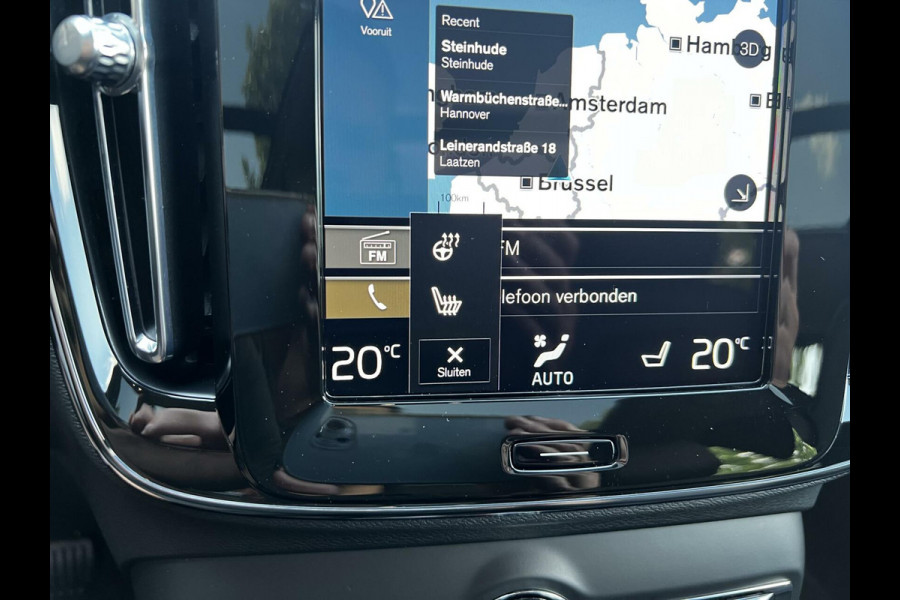 Volvo XC40 1.5 T4 Recharge Inscription PANORAMADAK TREKHAAK