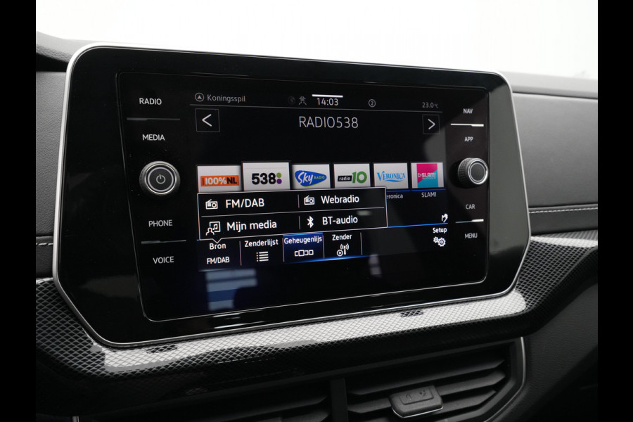 Volkswagen T-Cross 1.0 TSI 115 6MT R-Line | 'App-Connect' draadloze smartphone integratie | Achterlichten LED | Afstandscontrolesysteem (Front Assist)