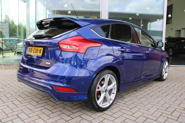 Ford Focus 1.0 EcoBoost 125 PK Titanium S | 18 Inch Lichtmetalen Velgen | Climate Control | Cruise Control | Bodystylingpakket | Navigatie | Camera | Privacy Glass