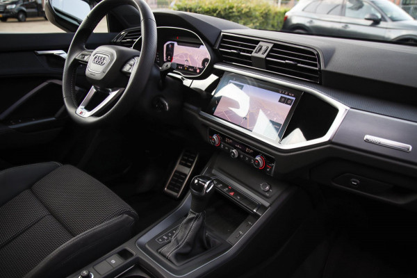 Audi Q3 Sportback 35 TFSI 1.5TFSI S Line Pro Line S 150pk S-Tronic! Panoramadak|Virtual Cockpit|LED Matrix|Leder|CarPlay|Black|20