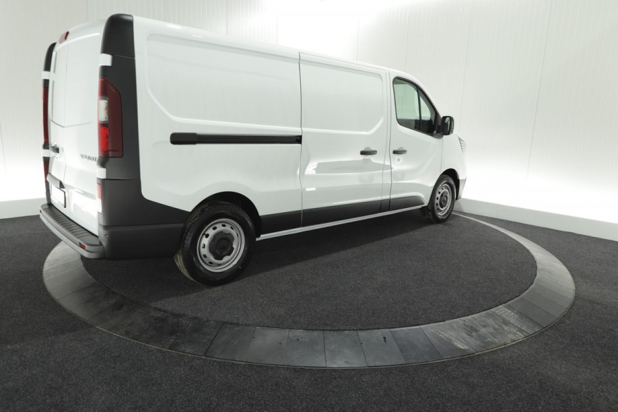 Renault Trafic 2.0 dCi 150 T30 L2H1 Comfort | Parkeersensoren | Vloerplaat | Airco | Navigatie | Apple Carplay