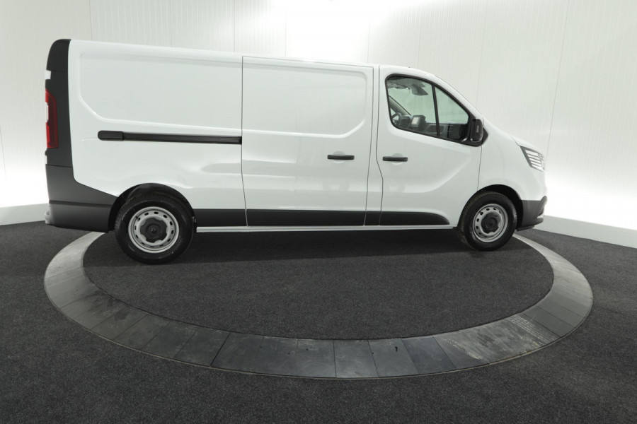 Renault Trafic 2.0 dCi 150 T30 L2H1 Comfort | Parkeersensoren | Vloerplaat | Airco | Navigatie | Apple Carplay