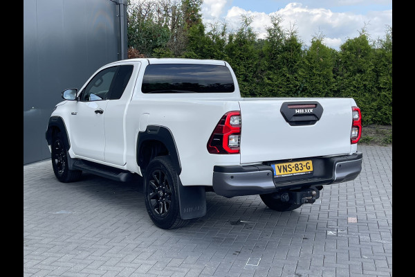 Toyota Hilux 2.8 D-4D 204 PK AUTM XC Invincible / XTRA CAB / 1e EIG. / 3.500 KG AHG / TREKHAAK / CAMERA / ADAPTIVE CRUISE / ECC