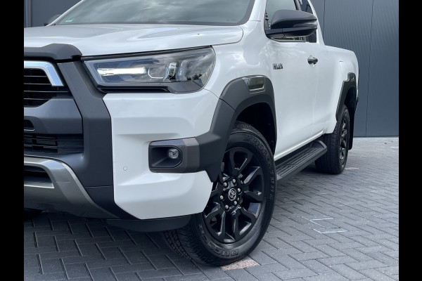 Toyota Hilux 2.8 D-4D 204 PK AUTM XC Invincible / XTRA CAB / 1e EIG. / 3.500 KG AHG / TREKHAAK / CAMERA / ADAPTIVE CRUISE / ECC