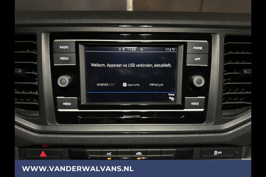 Volkswagen Crafter 2.0 TDI 140pk L3H3 L2H2 Euro6 Airco | Camera | Apple Carplay | 3000kg Trekhaak Android Auto, Cruisecontrol, Chauffeursstoel, Bijrijdersbank