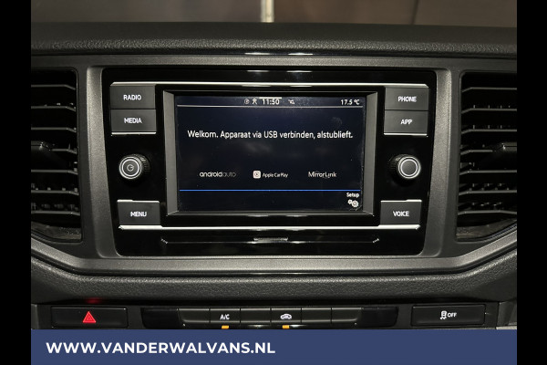 Volkswagen Crafter 2.0 TDI 140pk L3H3 L2H2 Euro6 Airco | Camera | Apple Carplay | 3000kg Trekhaak Android Auto, Cruisecontrol, Chauffeursstoel, Bijrijdersbank