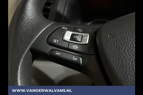 Volkswagen Crafter 2.0 TDI 140pk L3H3 L2H2 Euro6 Airco | Camera | Apple Carplay | 3000kg Trekhaak Android Auto, Cruisecontrol, Chauffeursstoel, Bijrijdersbank