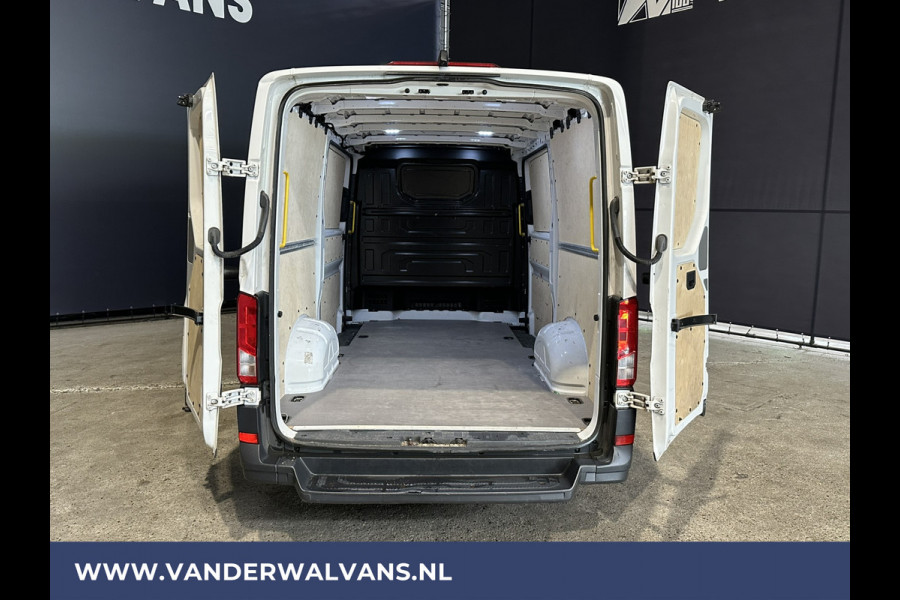 Volkswagen Crafter 2.0 TDI 140pk L3H2 L2H1 Euro6 Airco | 2x Zijdeur | Camera | Apple Carplay Android Auto, Bijrijdersbank