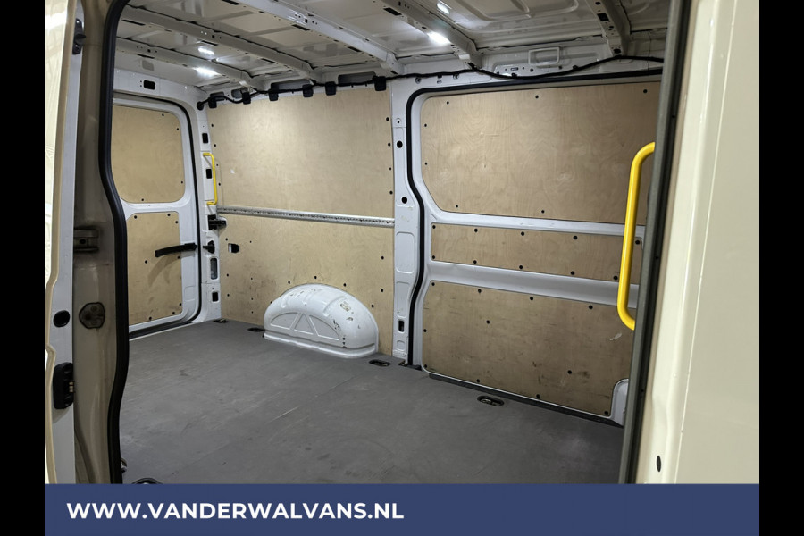 Volkswagen Crafter 2.0 TDI 140pk L3H2 L2H1 Euro6 Airco | 2x Zijdeur | Camera | Apple Carplay Android Auto, Bijrijdersbank