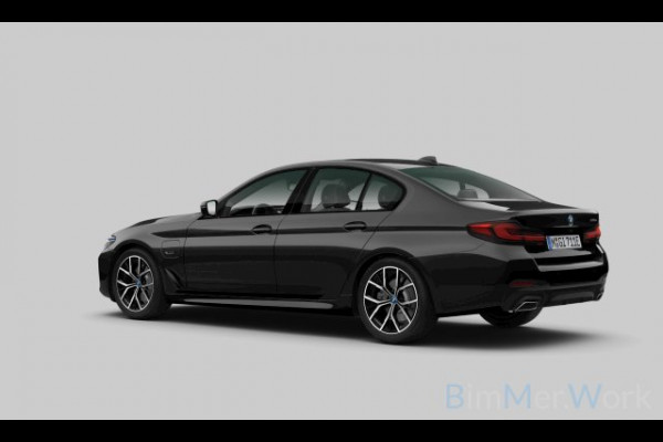 BMW 5 Serie 530e M-Sport El-Dak ACC Laser HUD HiFi Shadowline