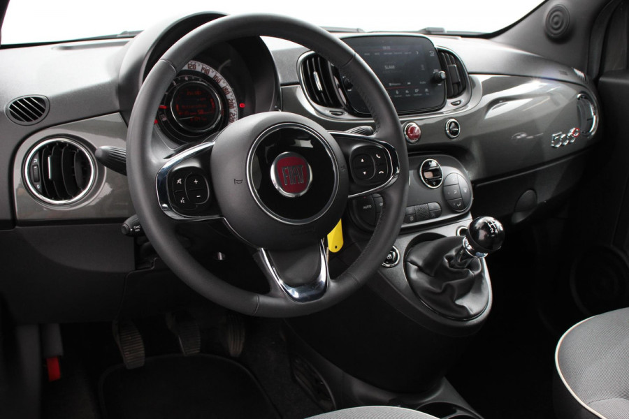 Fiat 500C 1.2 Lounge | Navigatie | Apple Carplay/Android Auto | Climate Control | Cruise Control | Parkeersensoren Achter | Lichtmetalen Velgen |