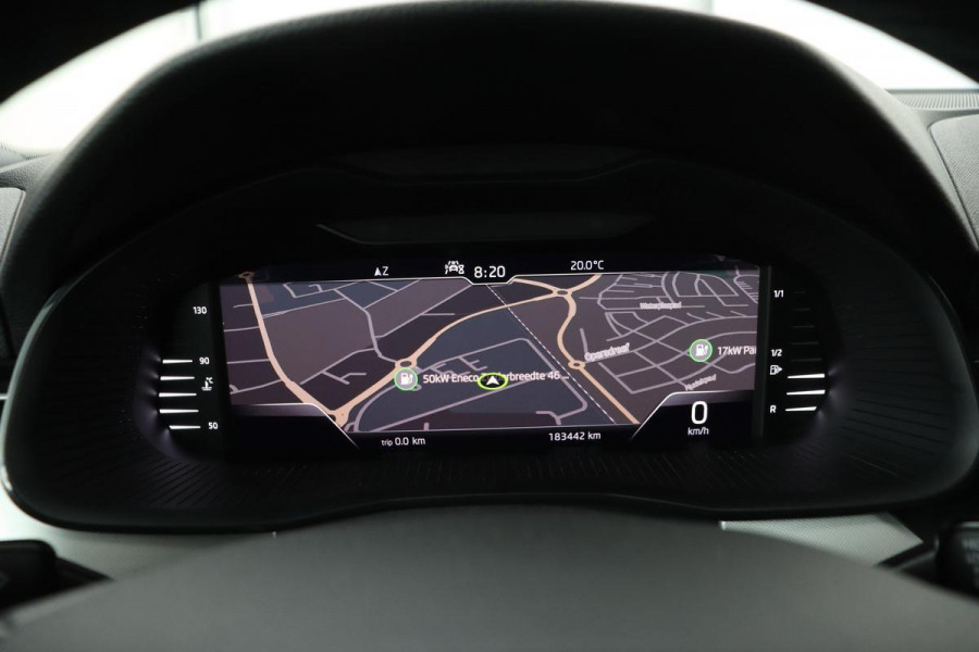 Škoda Kamiq 1.0 TSI Sport | Virtual Cockpit | Camera | Alcantara | Carplay | Full LED | Navigatie | DAB | Climate control | Cruise control