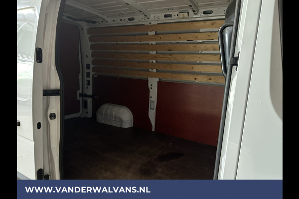 Renault Master 2.3 dCi 136pk L2H2 Euro6 Airco | Camera | Navigatie | 2500kg Trekhaak Cruisecontrol, Parkeersensoren, Bijrijdersbank