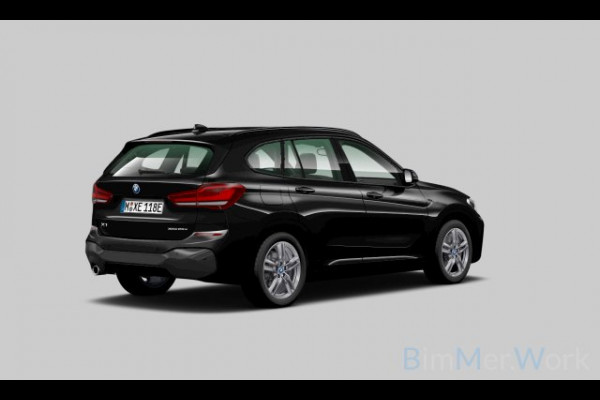 BMW X1 xDrive25e 220pk M-Sport Leder Stuurverw LED El-klep  DAB